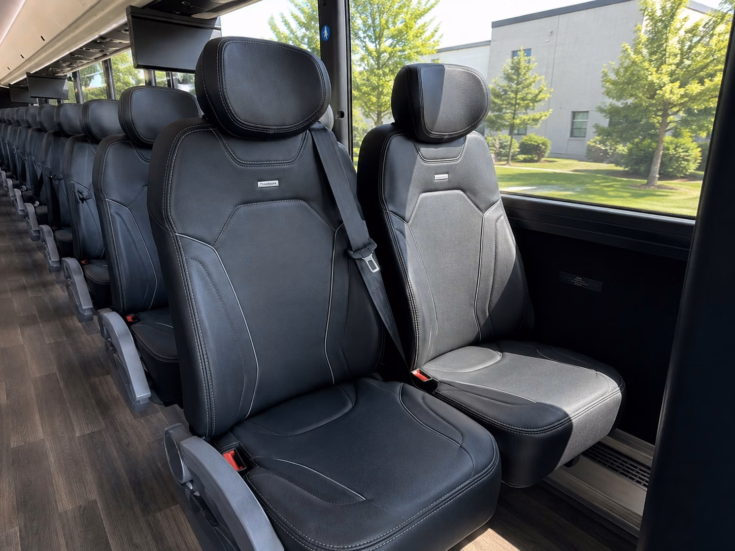 airport transfers and cruise shuttles for out of town wedding guests