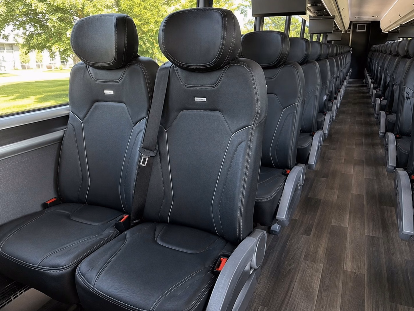 charter bus rentals for large brooklyn wedding guest lists