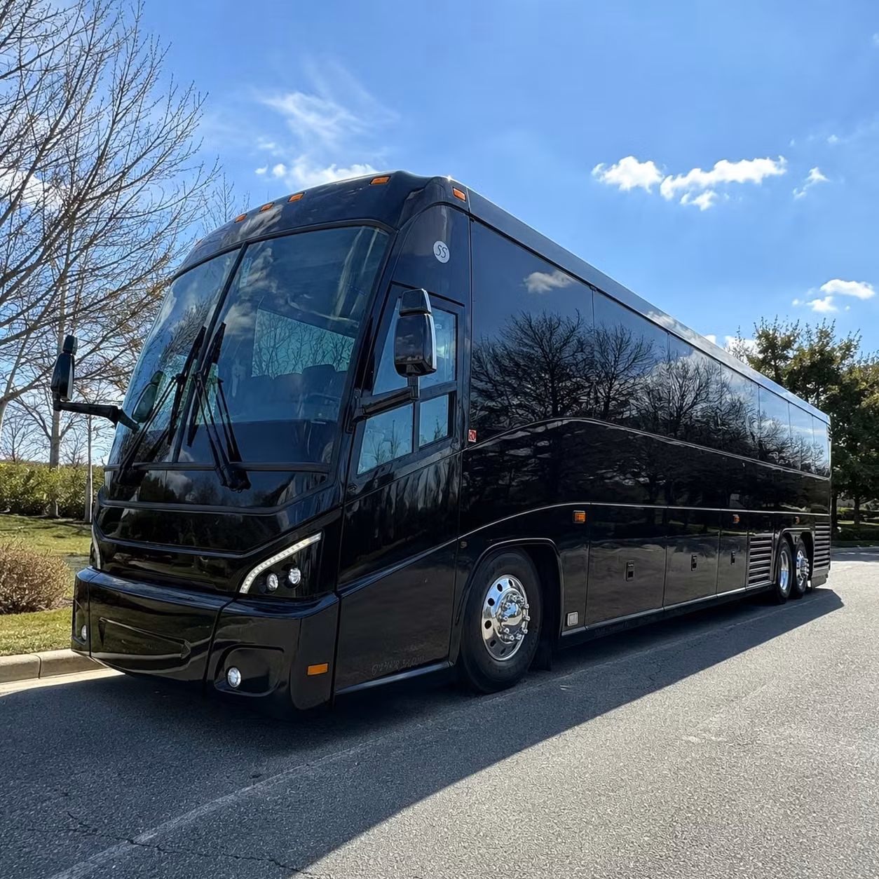 fort hamilton transfers and brooklyn navy yard shuttle services